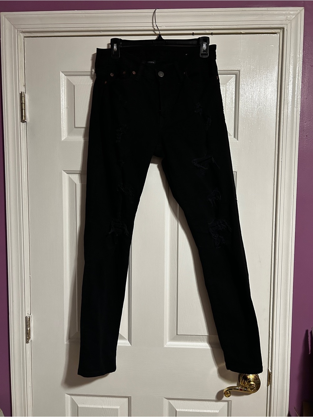 Black American eagle Distressed men’s slim straight Jeans 30x32